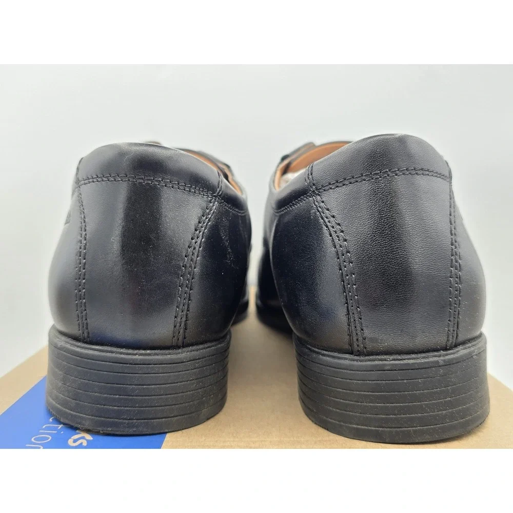 Clarks this listing
